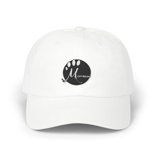 Classic Dad Cap with Minimalist Logo - Stylish and Versatile White Hat